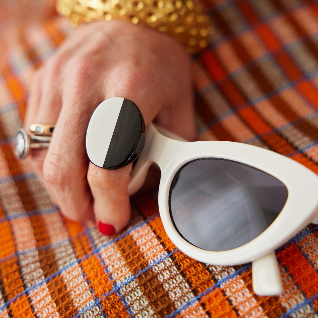 Black & White Lacquer and Horn Ring
