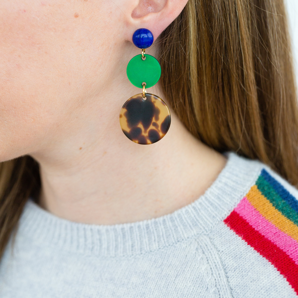 handmade womens tortoise and green circle earrings katie bartels