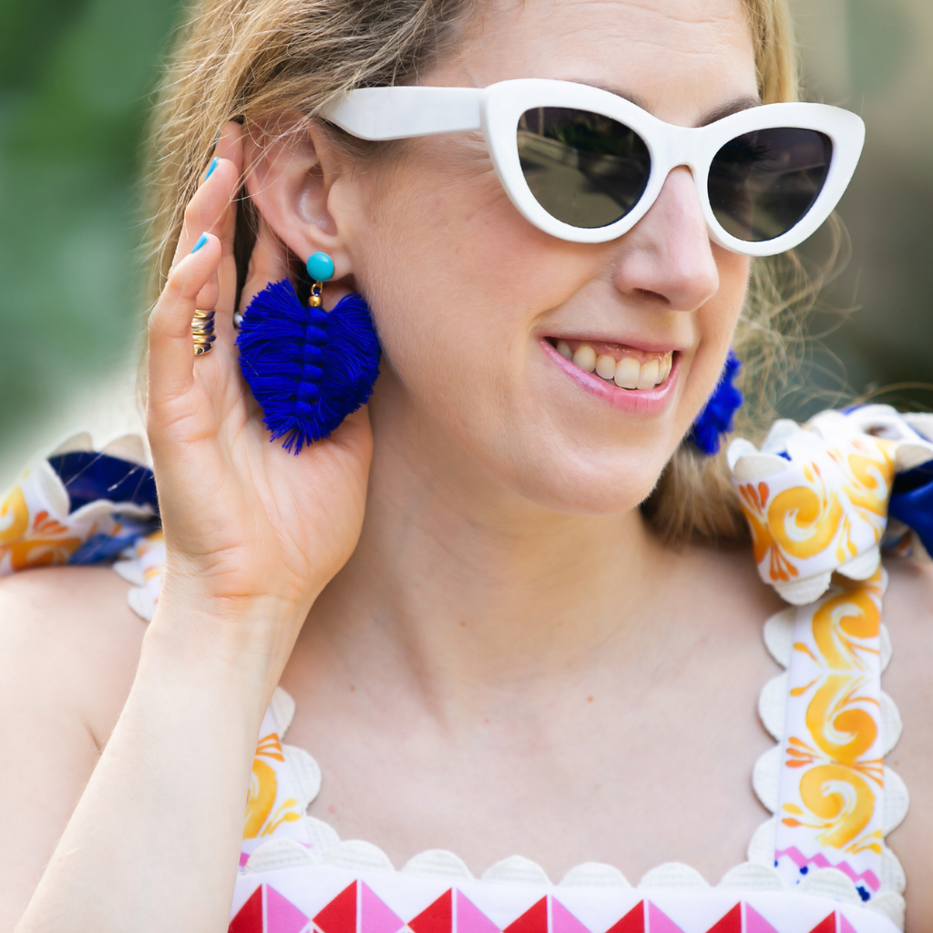 Royal blue shop and black earrings